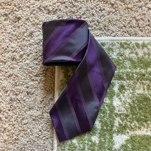 Calvin Klein Purple & Gray Silk Tie